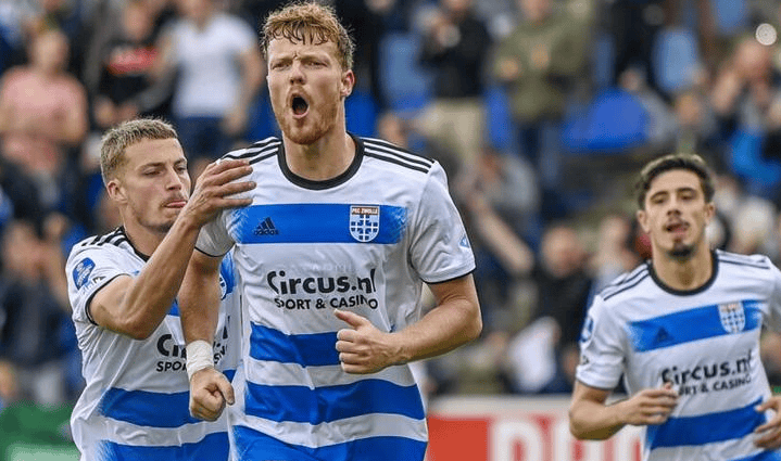 非常谨慎 非常谨慎