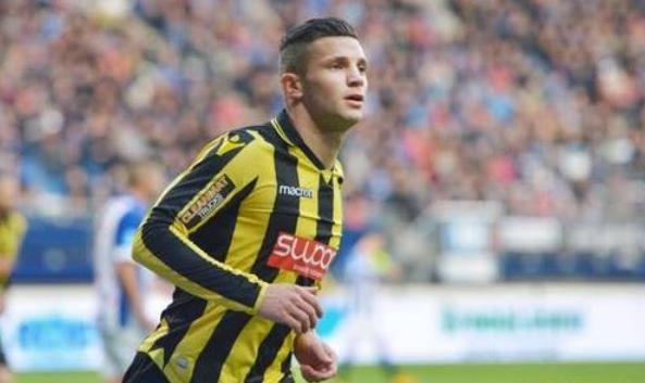 基础上作出 基础上作出