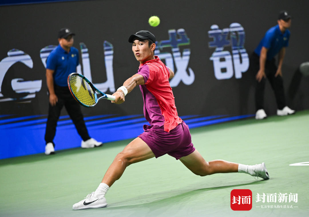 显示出强大 显示出强大