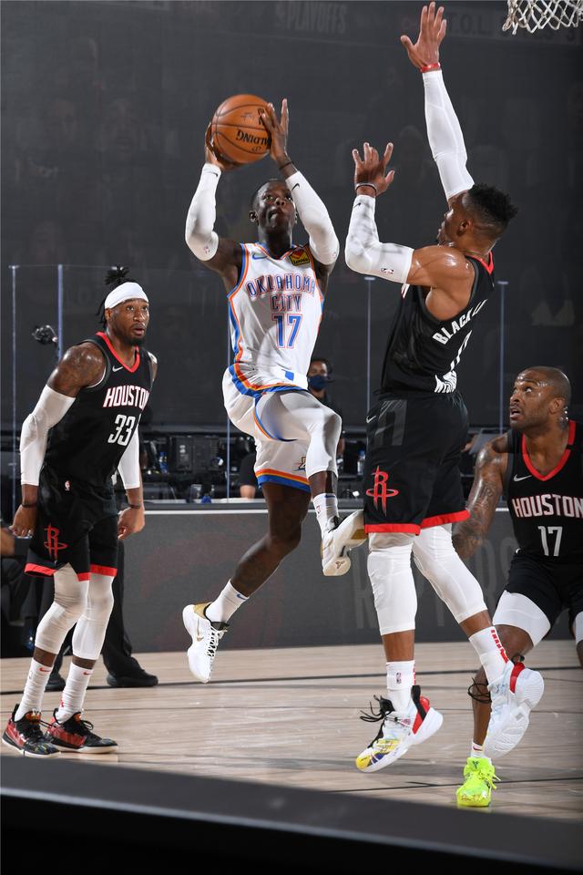 横跨79年 横跨79年