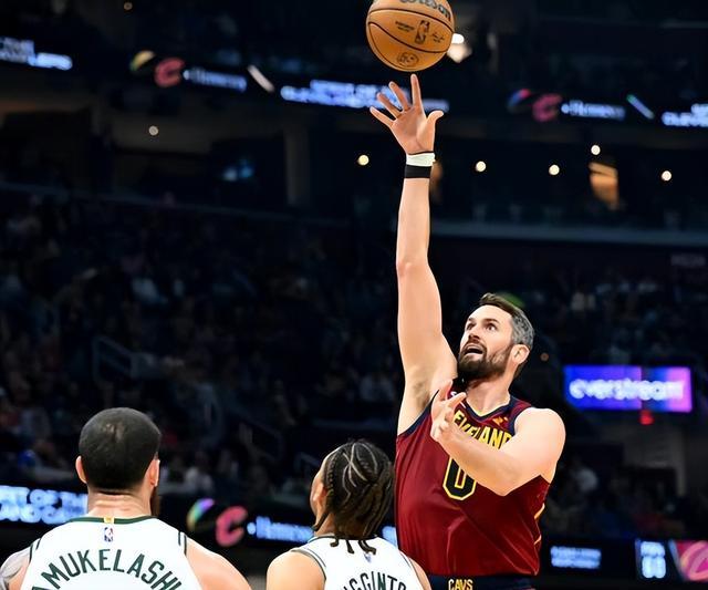 体育英超：客场失利 利物浦0-2埃弗顿